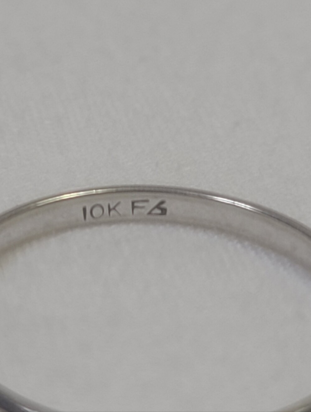 Frederick Goldman 10k Solid White Gold Band Ring Size 7.75 - Picture 4 of 6